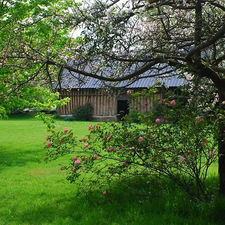 Holiday home Petite Maison Et Grand Jardin Wifi A 20 Minutes *