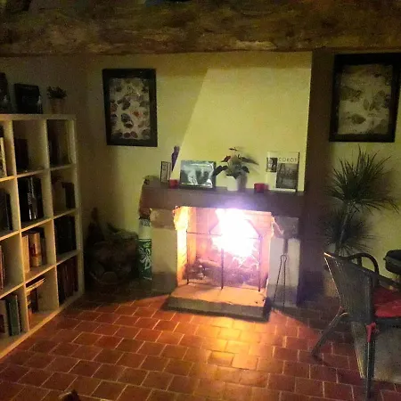 Petite Maison Et Grand Jardin Wifi A 20 Minutes Holiday home *