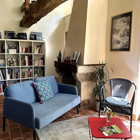 Petite Maison Et Grand Jardin Wifi A 20 Minutes
