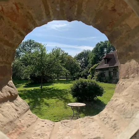 Petite Maison Et Grand Jardin Wifi A 20 Minutes Holiday home Royville